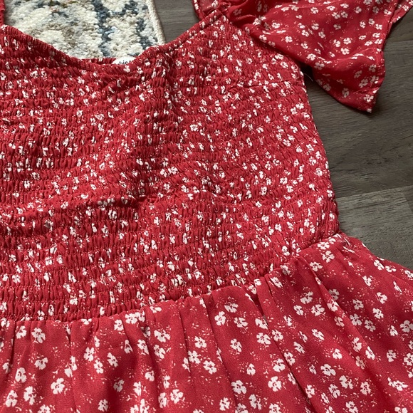Abercrombie & Fitch Red and White Floral Chiffon Flutter Short Sleeve Mini Dress - Picture 5 of 5